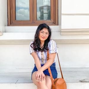 Meet your Posher, Maria